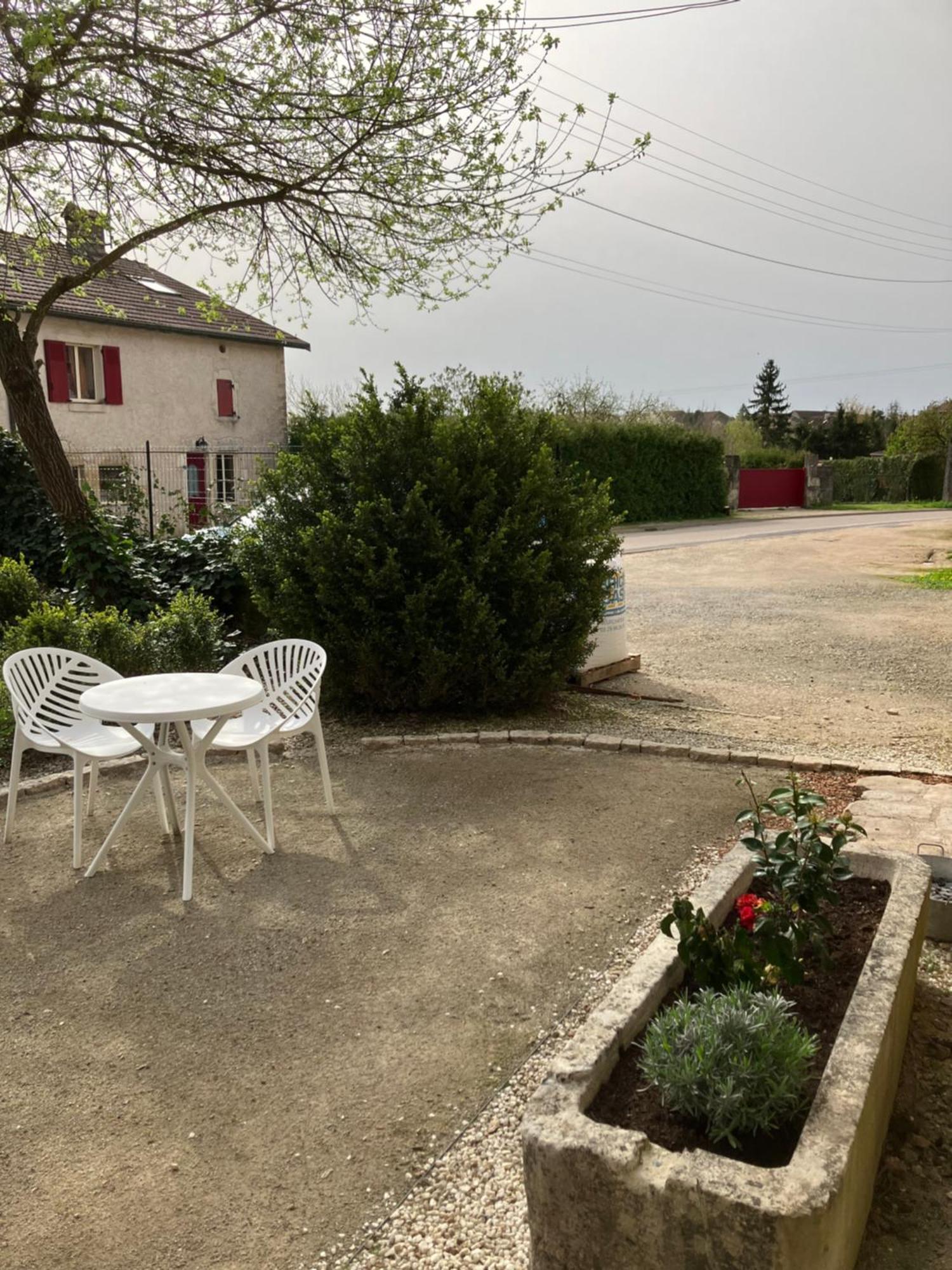 Le Temps Retrouve Otel Rouvres-la-Chétive Dış mekan fotoğraf